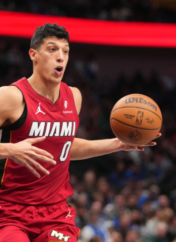Simone Fontecchio seguirá en Miami Heat una temporada más