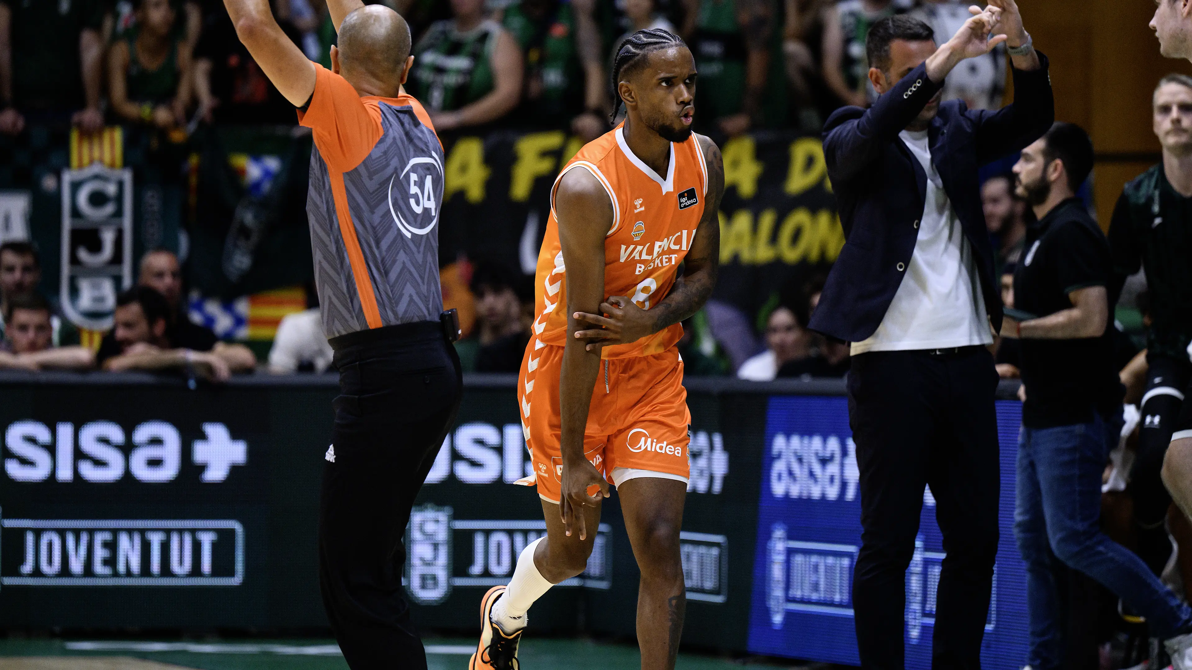 ACB Playoffs: Valencia Basket Conquers Badalona and Earns Another Final Berth (75-87)