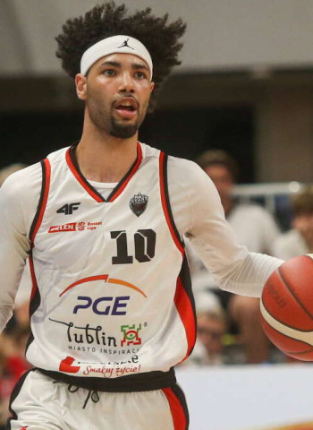 Río Breogán Advances on Tevin Brown and Will Also Sign Josep Peris