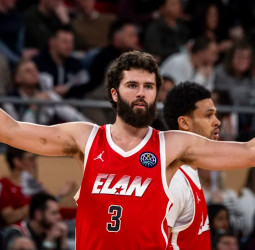 Surne Bilbao Basket se interesa por Nate Darling