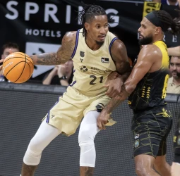 ACB: El Barça vuelve a la final de la Liga Endesa tras remontar en Tenerife (76-85)
