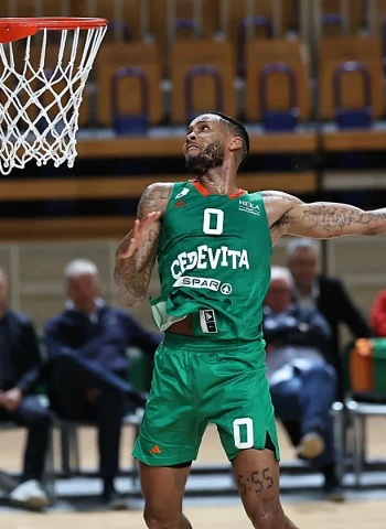 DJ Stewart, en la órbita del Baskonia para reforzar su perímetro
