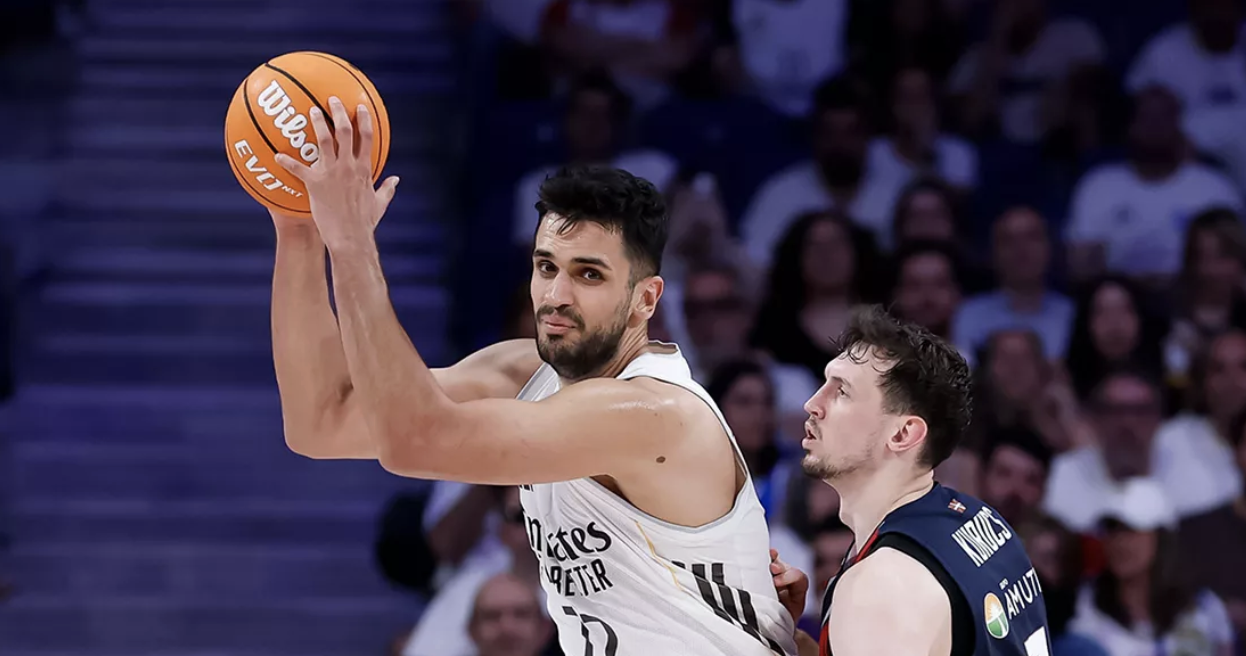Anadolu Efes se interesa por Ömer Yurtseven