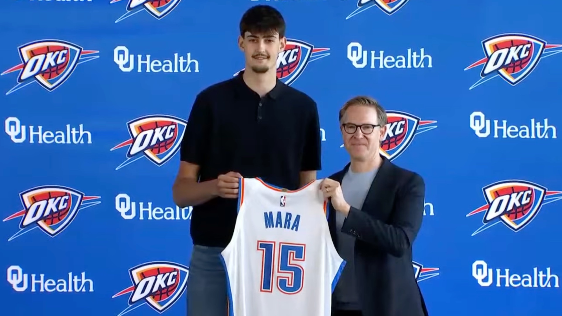 Aday Mara, presentado con los Thunder: “Estoy muy agradecido de llegar a este entorno”