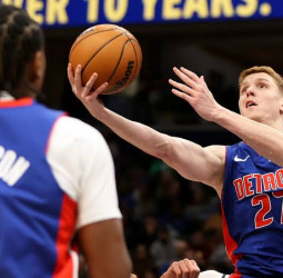 Kevin Huerter seguirá en Detroit con un contrato de 27 millones de dólares
