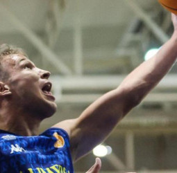 Surne Bilbao Basket apunta a Dan Duscak para reforzar la dirección de juego