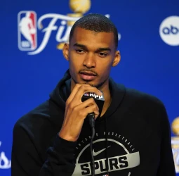 NBA Finals: Wembanyama pide una reacción mental de los Spurs: “No estamos aquí por casualidad”