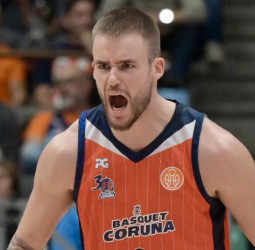 Dino Radoncic renueva con el Básquet Coruña