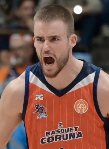 Dino Radoncic renueva con el Básquet Coruña