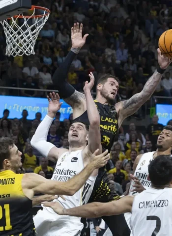 ACB: El Real Madrid busca reaccionar ante La Laguna Tenerife en el inicio del Playoff