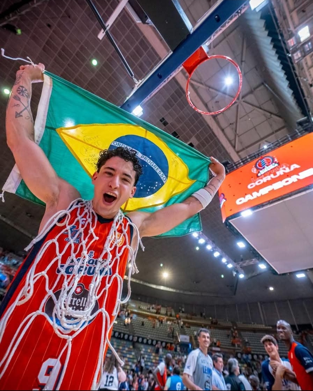 Caio Pacheco seguirá dirigiendo al Básquet Coruña en la ACB