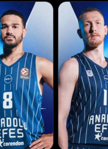 Anadolu Efes empieza la limpieza: Rolands Smits y Nick Weiler-Babb no seguirán