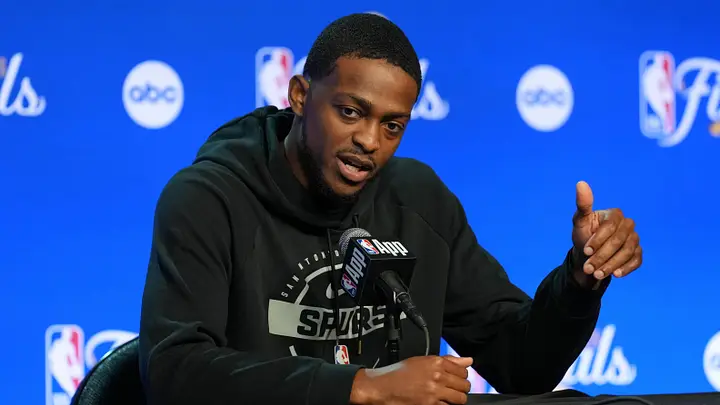 NBA Finals: De’Aaron Fox pide calma tras el golpe de los Knicks: “Sabemos que es una serie larga”