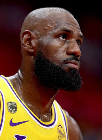 LeBron James firmará por los Philadelphia 76ers y sacude la NBA