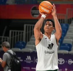 Tyson Pérez, en el radar del Valencia Basket, mantiene en alerta al Unicaja