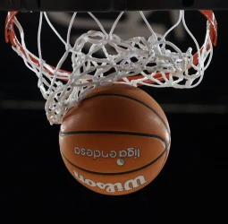 Monbus Obradorio y Leyma Coruña vuelven a ser equipos acb