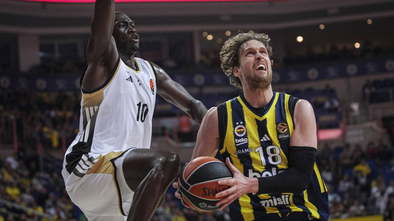 Real Madrid avanza por Mikael Jantunen