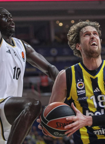 Real Madrid avanza por Mikael Jantunen