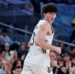 Procida busca minutos y el Real Madrid estudia una salida temporal