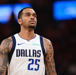 Los Lakers podrían mirar a P.J. Washington como alternativa en el mercado