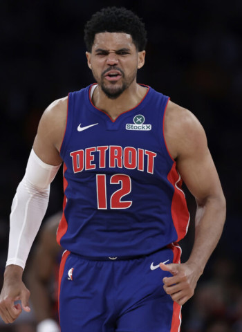 Tobias Harris firma con San Antonio Spurs