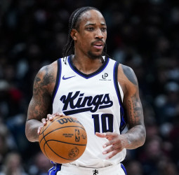 Los Detroit Pistons se suman a la carrera por DeMar DeRozan