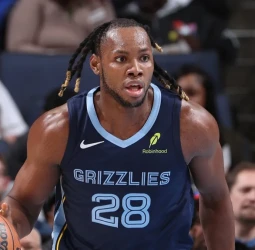 Charles Bassey vuelve a los Warriors