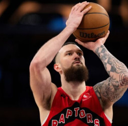 Sandro Mamukelashvili firma un gran contrato con los Angeles Lakers