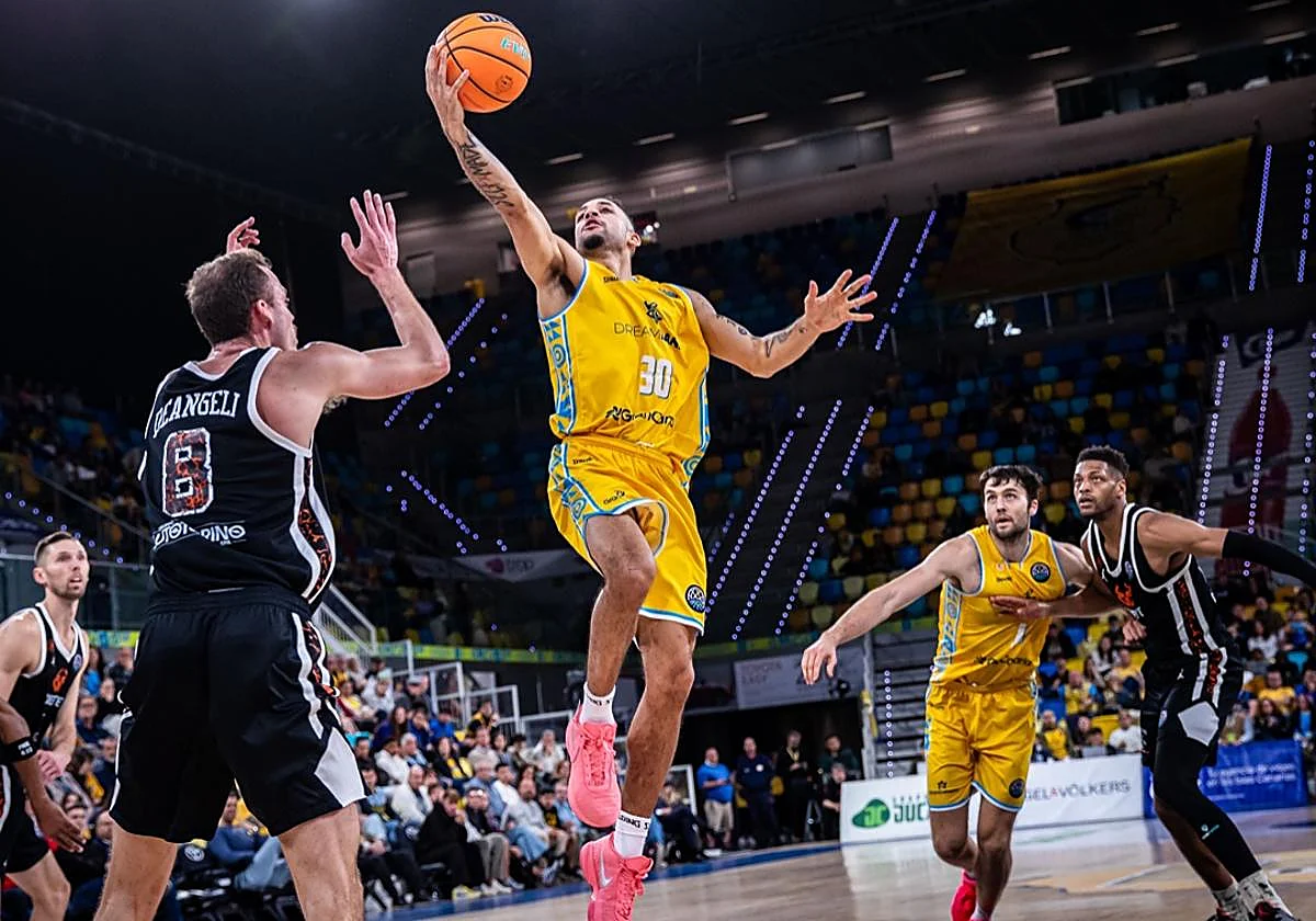 Kassius Robertson se acerca al MoraBanc Andorra