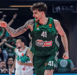 Juancho Hernangómez renueva con Panathinaikos hasta 2030