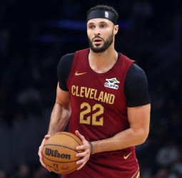 Larry Nance Jr. ficha por Indiana Pacers