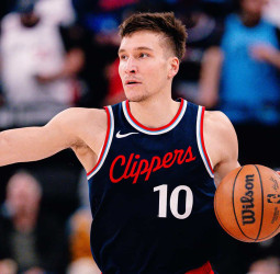 Bogdan Bogdanovic firma con Houston Rockets