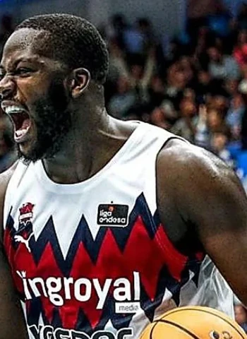 Besiktas alcanza un acuerdo con Eugene Omoruyi
