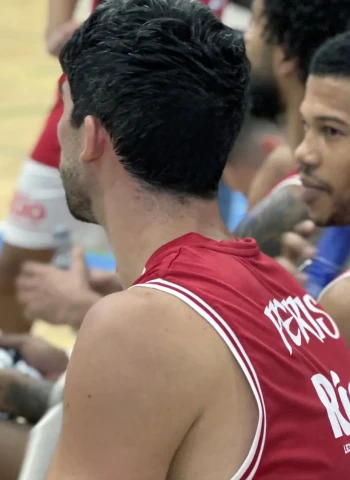El Breo 3.0 de Casimiro arranca entonado: exhibición ante el Sporting en Ribadeo