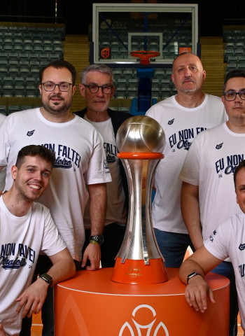 El cuerpo técnico del ascenso, al frente del regreso a la ACB del Monbus Obradoiro