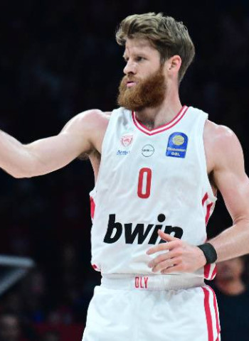 Olympiacos rechaza un millón de dólares y Justin Anderson por Thomas Walkup