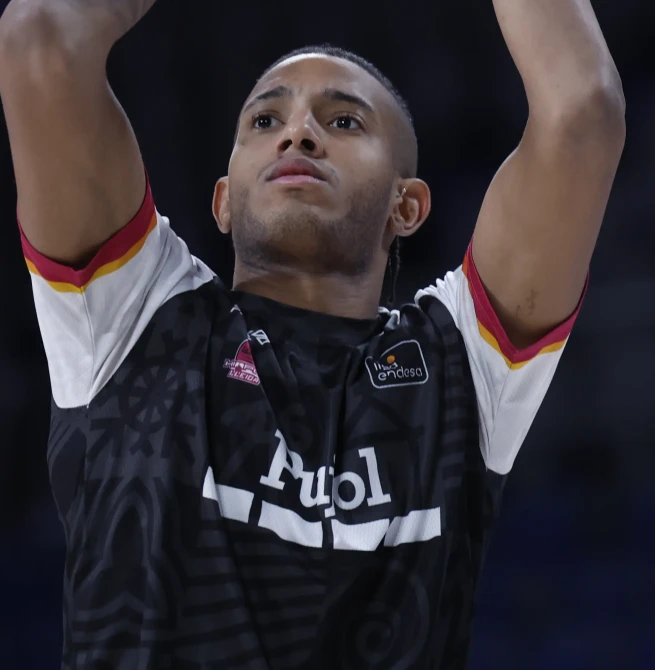Michael Caicedo entrenará con el Monbus Obradoiro