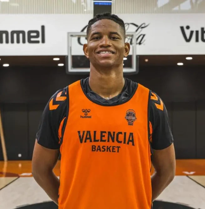 Jasiel Rivero se incorpora a Valencia Basket con un contrato temporal de un mes