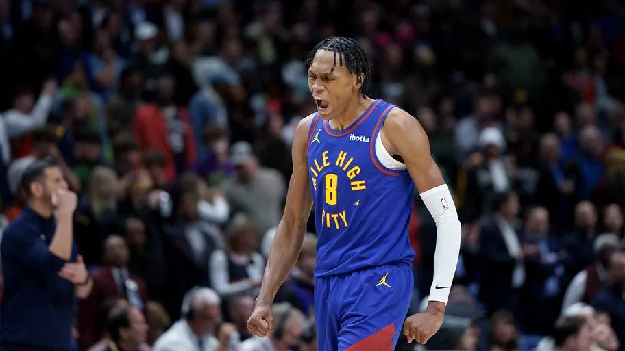 Los Cavaliers aprietan por Peyton Watson: 116 millones sobre la mesa y un problema de tope salarial