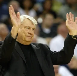 Muere Don Nelson, el entrenador que inventó el baloncesto que hoy vemos