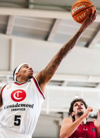 Jaworski se estrena con 38 puntos y el Casademont gana su primer test al Lleida (106-102)