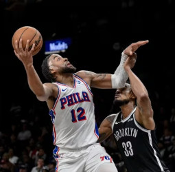 Valencia Basket avanza por Trendon Watford