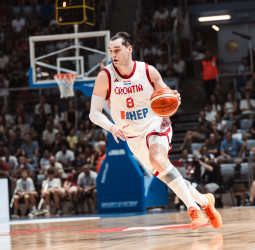 Recital de Hezonja, oficio de Schröder y una Polonia invicta con sello Balcerowski