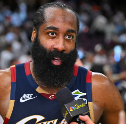 Los agentes libres que siguen sin equipo en la NBA: Harden, DeRozan y Kuminga a la cabeza