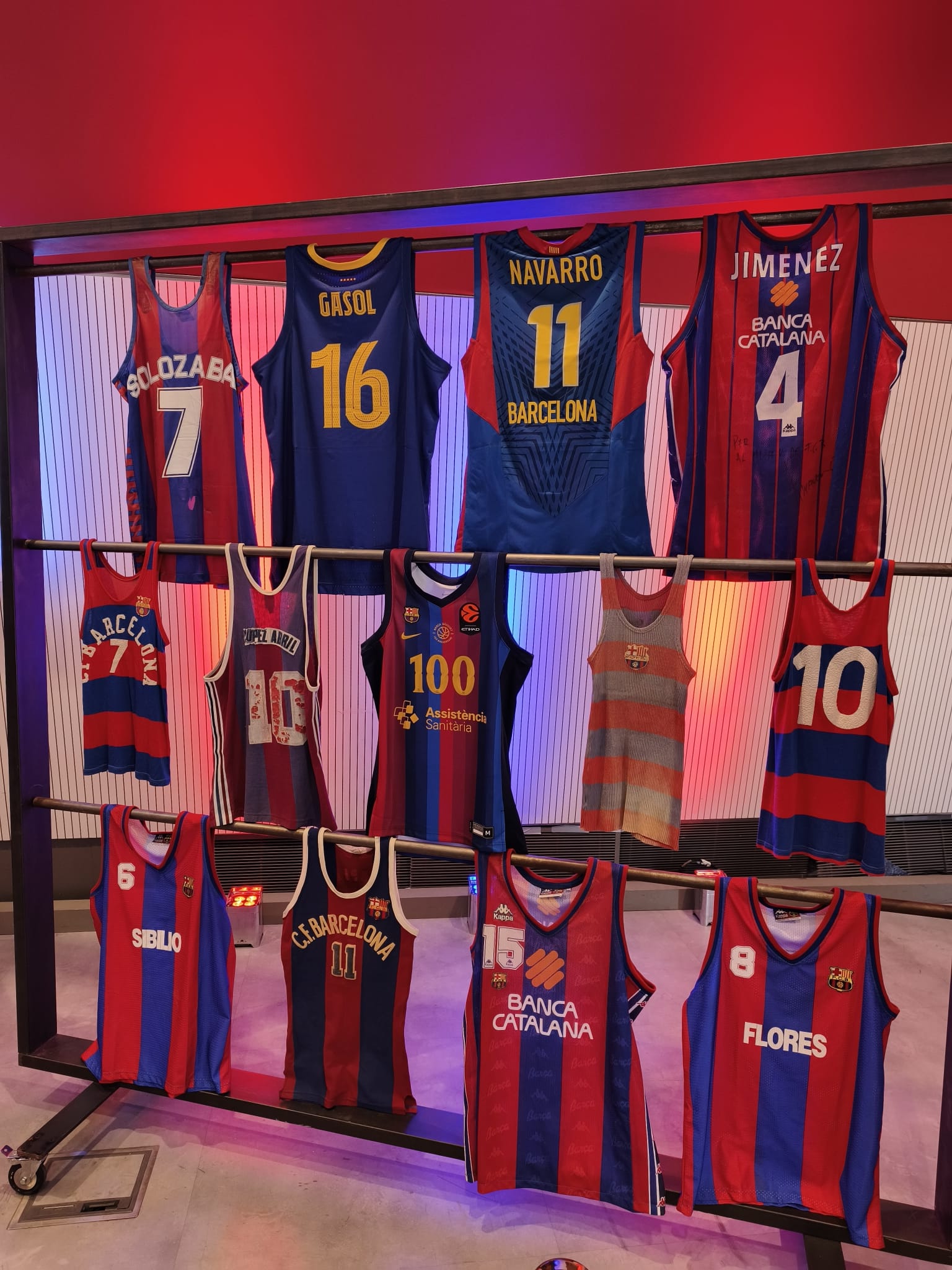 El Barça cumple hoy 100 años y está de celebración