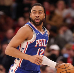 Olympiacos y Baskonia se suman al interés por Trendon Watford