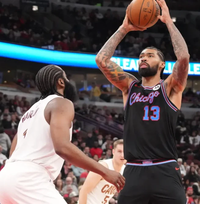 Nick Richards firma con los Heat, pero sin red: contrato no garantizado