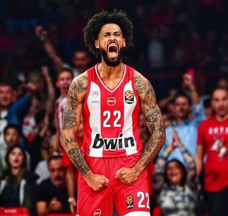 Tyler Dorsey amplía su contrato con el Olympiacos y se dispara hasta los tres millones