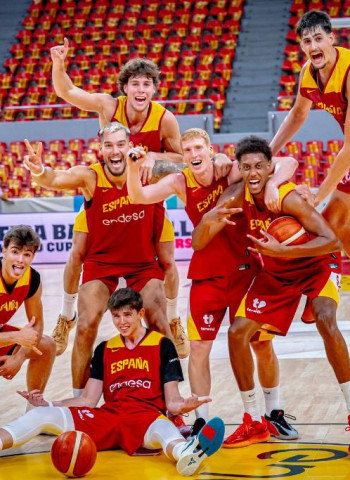España abre la segunda fase ante Portugal con los debuts de Aday Mara y Baba Miller