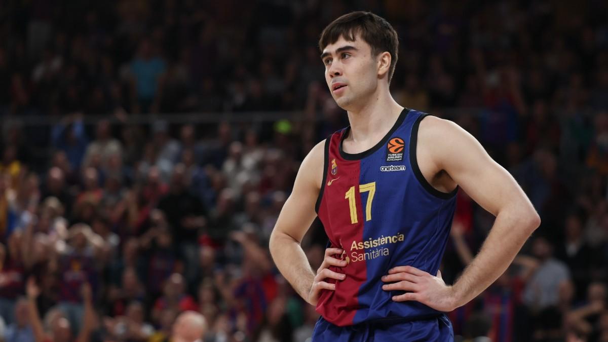 Barcelona Studies Juan Núñez's Future Despite Contract Through 2027